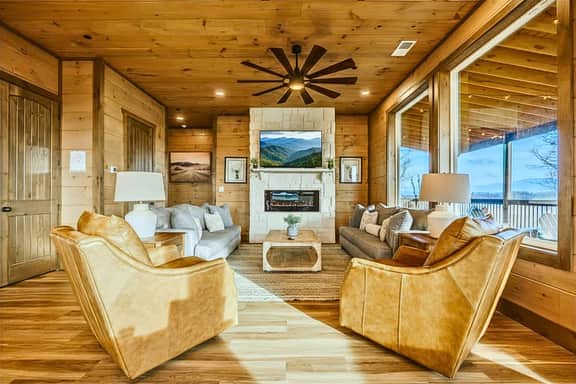 Sevierville 12BR • Heated Indoor Pool • Sleeps 36 - Image 5